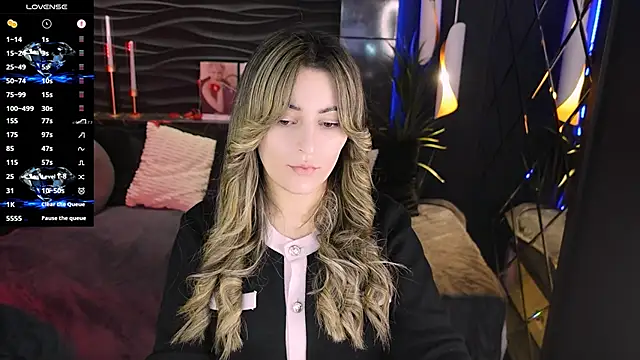 KylieMellow online show from 03/19/26, 05:44