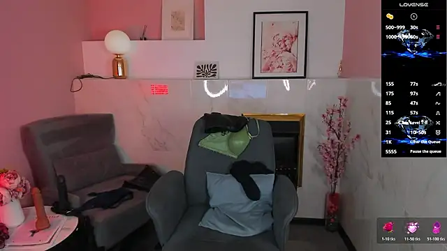 KylieMellow online show from 03/27/26, 01:44