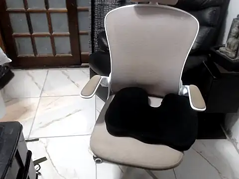 BarucRj online show from 12/19/25, 04:08