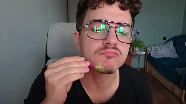 Remy Miles online show from 10/27/25, 07:12