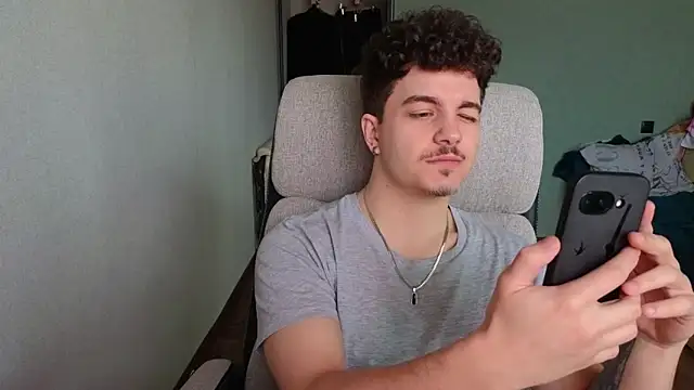 Remy Miles online show from 03/19/26, 05:11