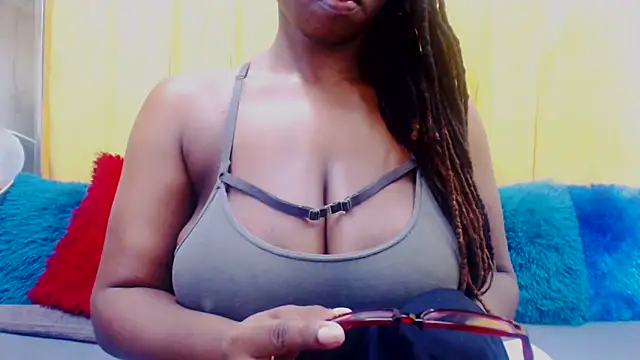 Bustydiva88 online show from 12/19/25, 08:27