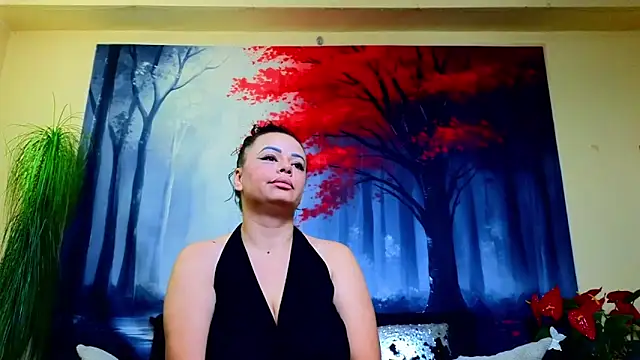 ElizabethEven online show from 11/23/25, 10:31