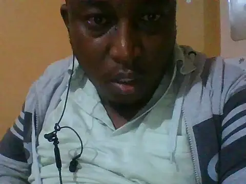 Snapshot of honeyswit chatting on 10/09/25, 10:08 honeyswit online show from 10/09/25, 10:08