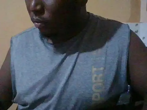 Snapshot of honeyswit chatting on 10/17/25, 02:19 honeyswit online show from 10/17/25, 02:19