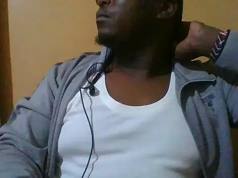 Snapshot of honeyswit chatting on 10/29/25, 06:31 honeyswit online show from 10/29/25, 06:31