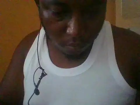 Snapshot of honeyswit chatting on 11/21/25, 09:19 honeyswit online show from 11/21/25, 09:19