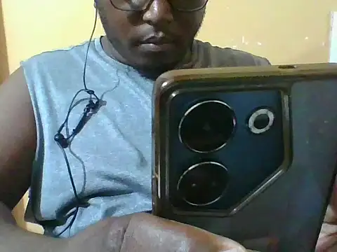 Snapshot of honeyswit chatting on 11/26/25, 05:25 honeyswit online show from 11/26/25, 05:25