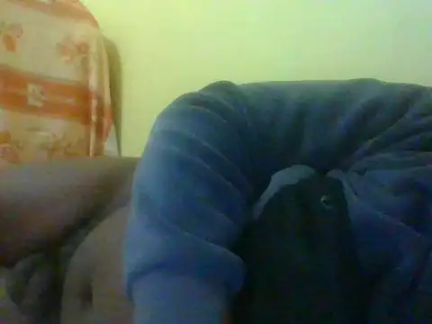 Snapshot of honeyswit chatting on 12/21/25, 09:11 honeyswit online show from 12/21/25, 09:11