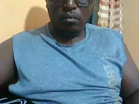 Snapshot of honeyswit chatting on 03/19/26, 08:02 honeyswit online show from 03/19/26, 08:02