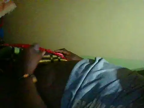 Snapshot of honeyswit chatting on 03/22/26, 10:24 honeyswit online show from 03/22/26, 10:24