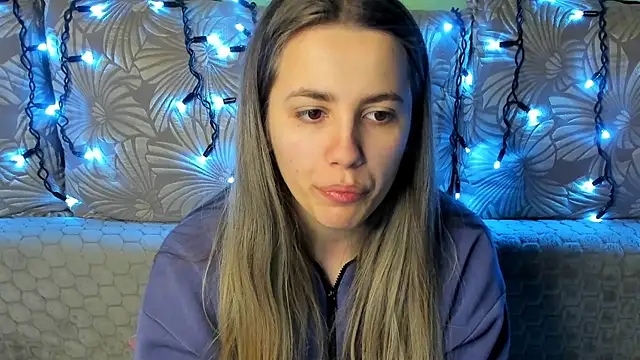 MaggieCake online show from 02/11/26, 03:00