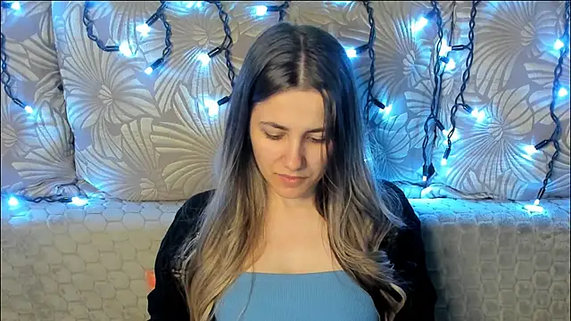 MaggieCake online show from 05/02/26, 02:27