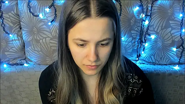 MaggieCake online show from 05/03/26, 02:39