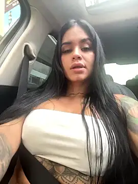 LaraHenao online show from 01/19/26, 12:20