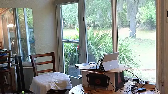 Snapshot of eliberator1777 chatting on 05/03/26, 05:41 eliberator1777 online show from 05/03/26, 05:41