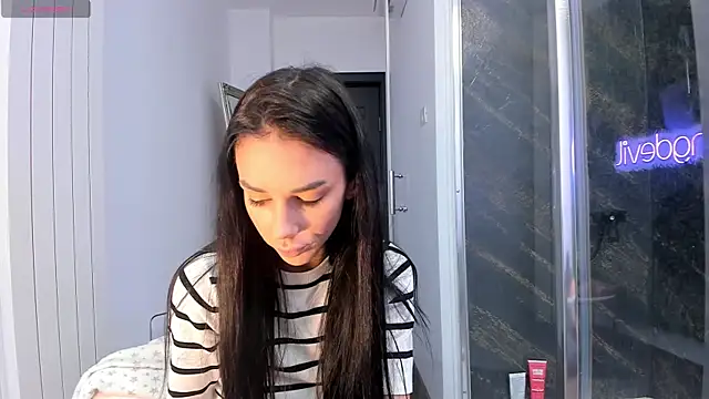 Snapshot of realhotfallingdevil chatting on 09/22/25, 03:52 realhotfallingdevil online show from 09/22/25, 03:52