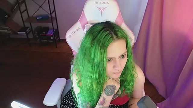 Ginger Stay online show from 06/14/26, 12:29