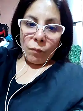 Snapshot of Anypink chatting on 01/14/25, 02:08 Anypink online show from 01/14/25, 02:08