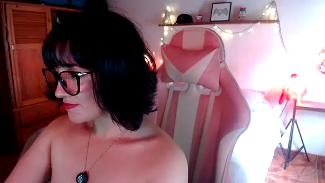 Snapshot of venus_666 chatting on 07/22/26, 09:28 venus 666 online show from 07/22/26, 09:28