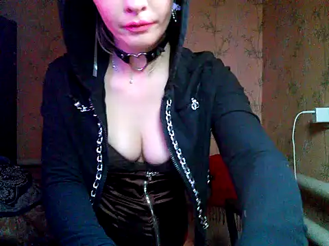 Snapshot of WildMissNiks chatting on 11/18/25, 08:52 WildMissNiks online show from 11/18/25, 08:52