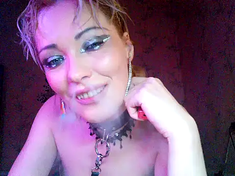 Snapshot of WildMissNiks chatting on 11/30/25, 09:24 WildMissNiks online show from 11/30/25, 09:24