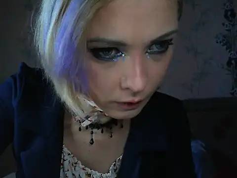 Snapshot of WildMissNiks chatting on 03/16/26, 08:29 WildMissNiks online show from 03/16/26, 08:29