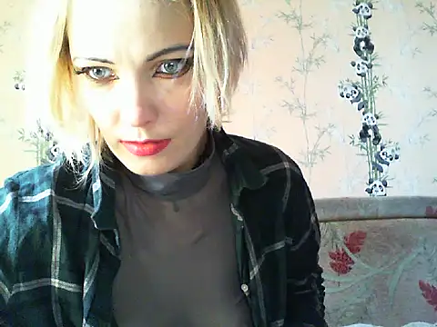Snapshot of WildMissNiks chatting on 05/05/26, 06:54 WildMissNiks online show from 05/05/26, 06:54
