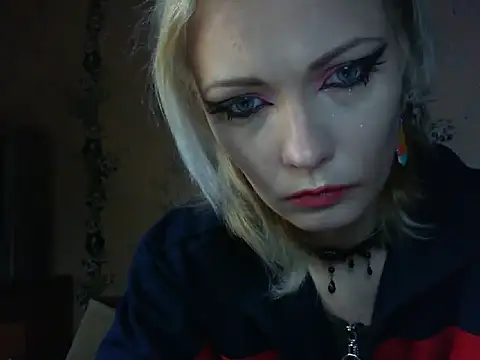 Snapshot of WildMissNiks chatting on 05/11/26, 07:03 WildMissNiks online show from 05/11/26, 07:03
