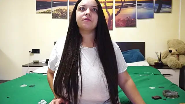 adelline online show from 10/29/25, 10:11