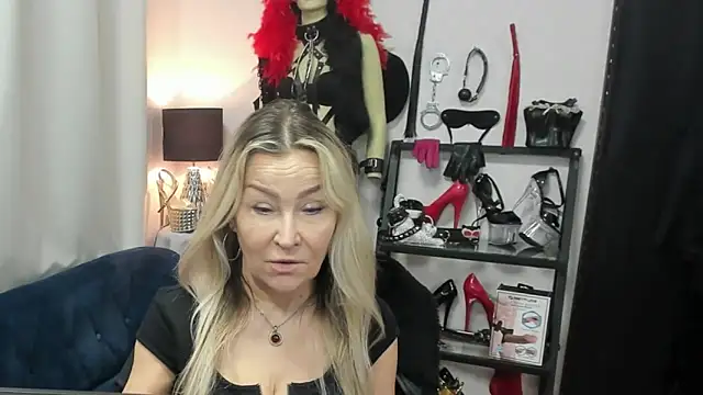 crystaLUX online show from 04/22/26, 04:37