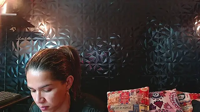 PINK  LOLA1 online show from 02/07/26, 11:25