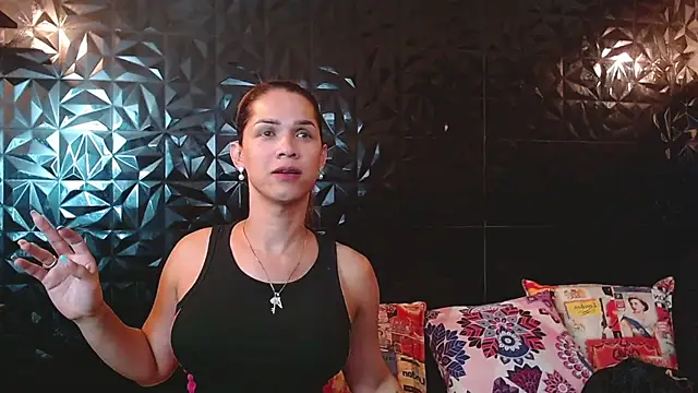 PINK  LOLA1 online show from 04/22/26, 02:58