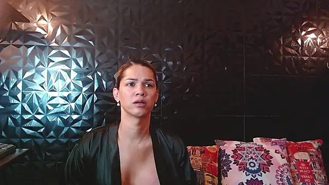 PINK  LOLA1 online show from 07/22/26, 11:24