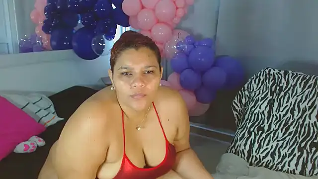 Snapshot of Selenna01 chatting on 03/04/25, 02:10 Selenna01 online show from 03/04/25, 02:10