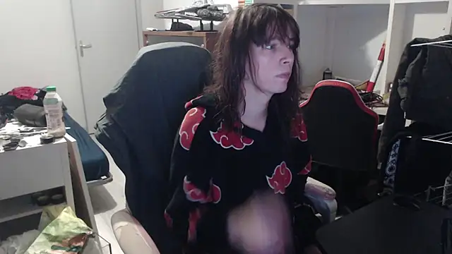 missthon0 online show from 03/11/26, 11:49