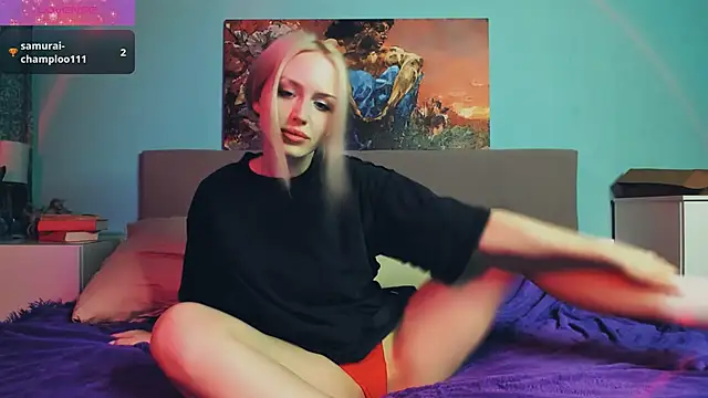 Linda Roxy online show from 12/21/24, 01:42