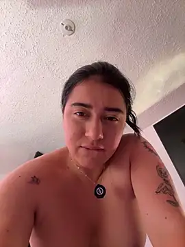 Snapshot of KallyMyller1 chatting on 11/05/25, 07:36 KallyMyller1 online show from 11/05/25, 07:36