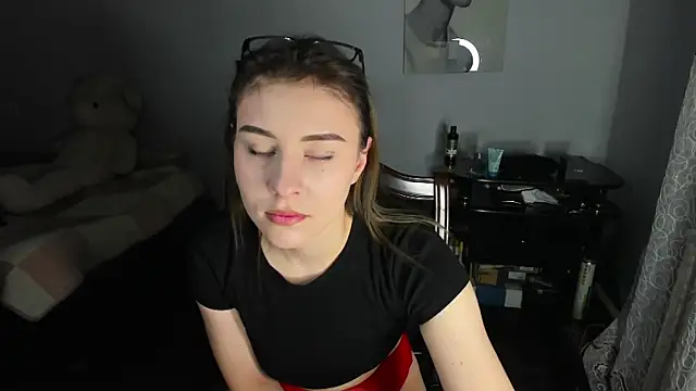 KindKristy online show from 01/15/25, 05:40