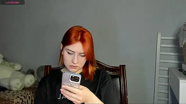 KindKristy online show from 04/22/26, 05:21