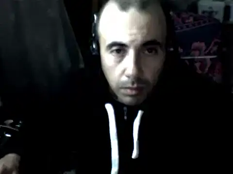 Snapshot of big_heart chatting on 03/30/26, 10:11 big heart online show from 03/30/26, 10:11