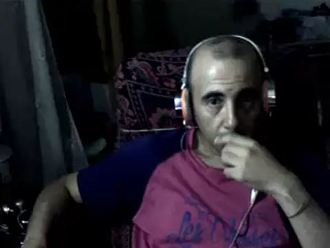Snapshot of big_heart chatting on 07/14/26, 04:13 big heart online show from 07/14/26, 04:13