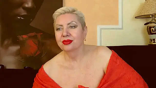 Snapshot of LadyPosh chatting on 01/03/25, 04:44 LadyPosh online show from 01/03/25, 04:44