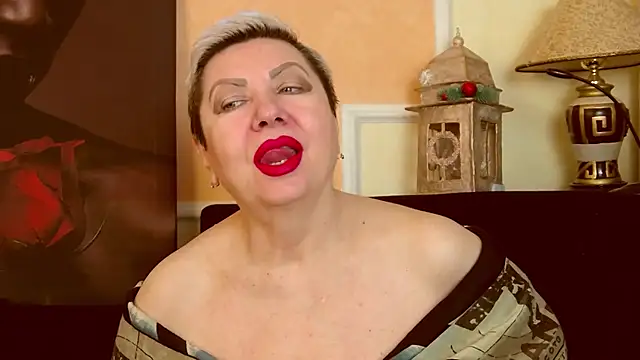 LadyPosh online show from 02/19/26, 09:16