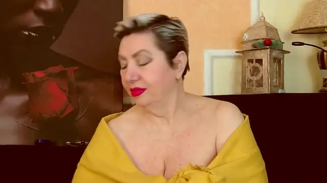 LadyPosh online show from 04/09/26, 08:14