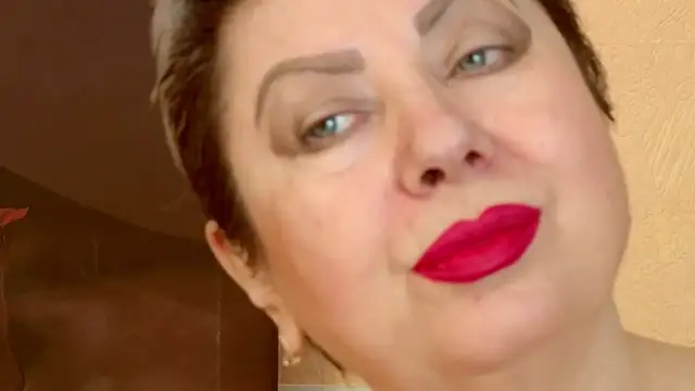 LadyPosh online show from 04/10/26, 09:08