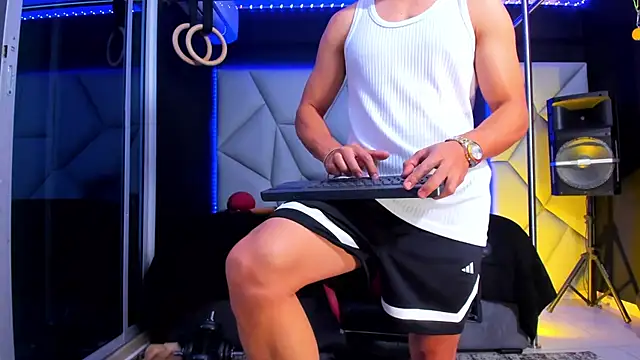 Aydenmiller96 online show from 05/16/26, 07:05