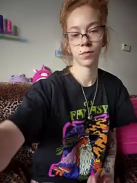 Snapshot of LucidLucy chatting on 01/29/25, 03:47 LucidLucy online show from 01/29/25, 03:47