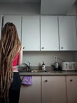 Snapshot of LucidLucy chatting on 02/07/25, 01:32 LucidLucy online show from 02/07/25, 01:32