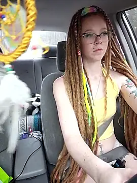 LucidLucy online show from 04/15/26, 07:58